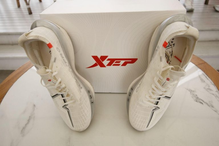 merk-sepatu-lari-terbaik